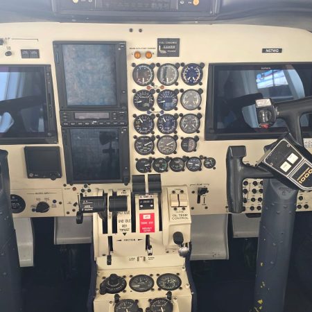 Glass Cockpit Garmin 690/750 units